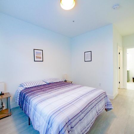 New Modern Serenity- 2Br Retreat Near New York City Bayonne Exteriör bild
