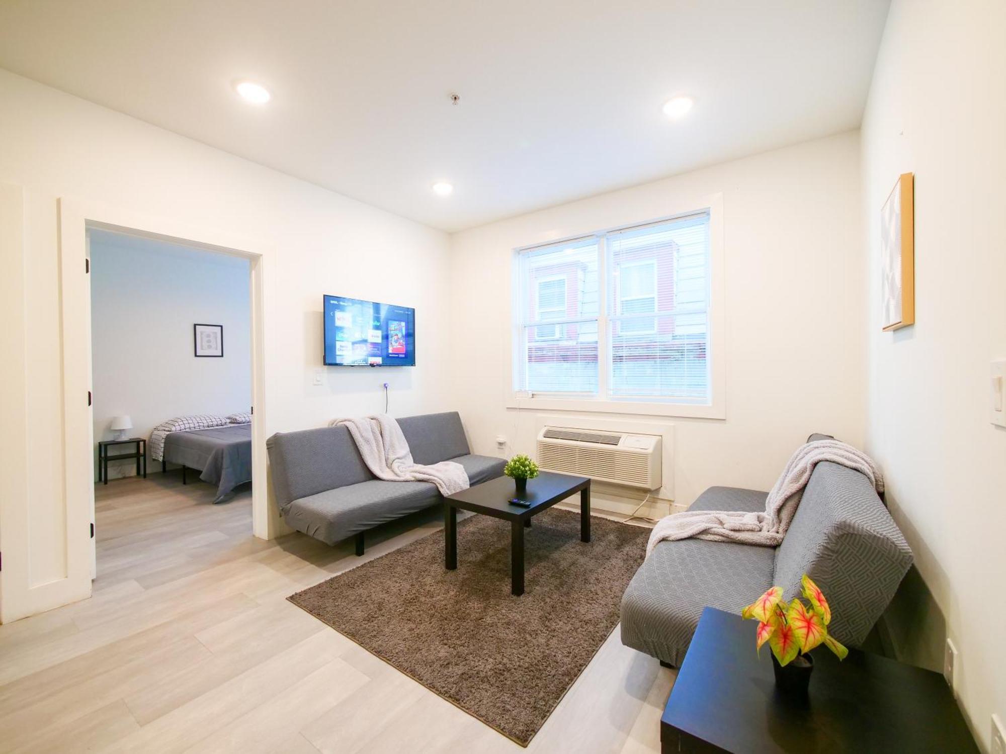 New Modern Serenity- 2Br Retreat Near New York City Bayonne Exteriör bild