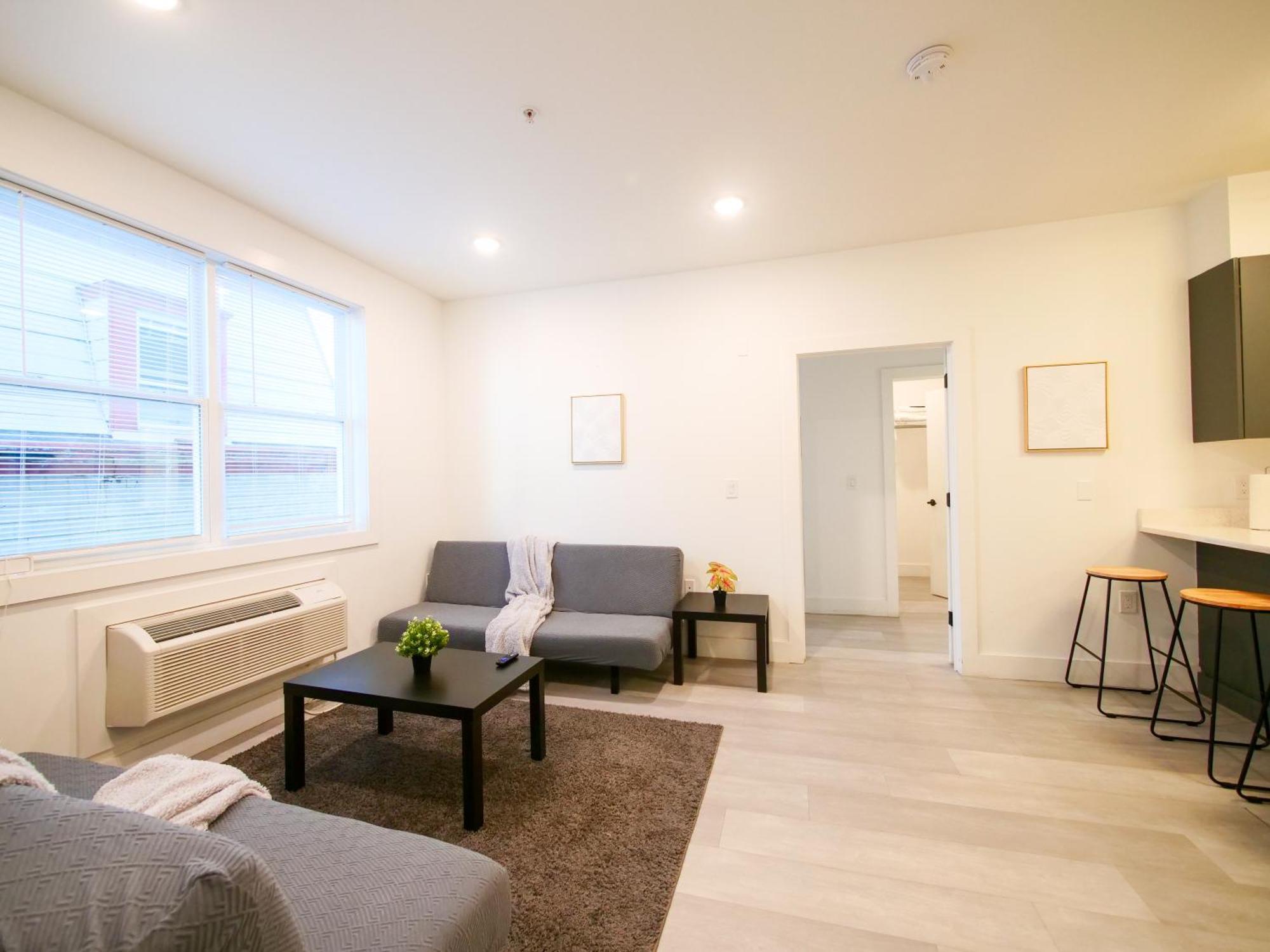 New Modern Serenity- 2Br Retreat Near New York City Bayonne Exteriör bild
